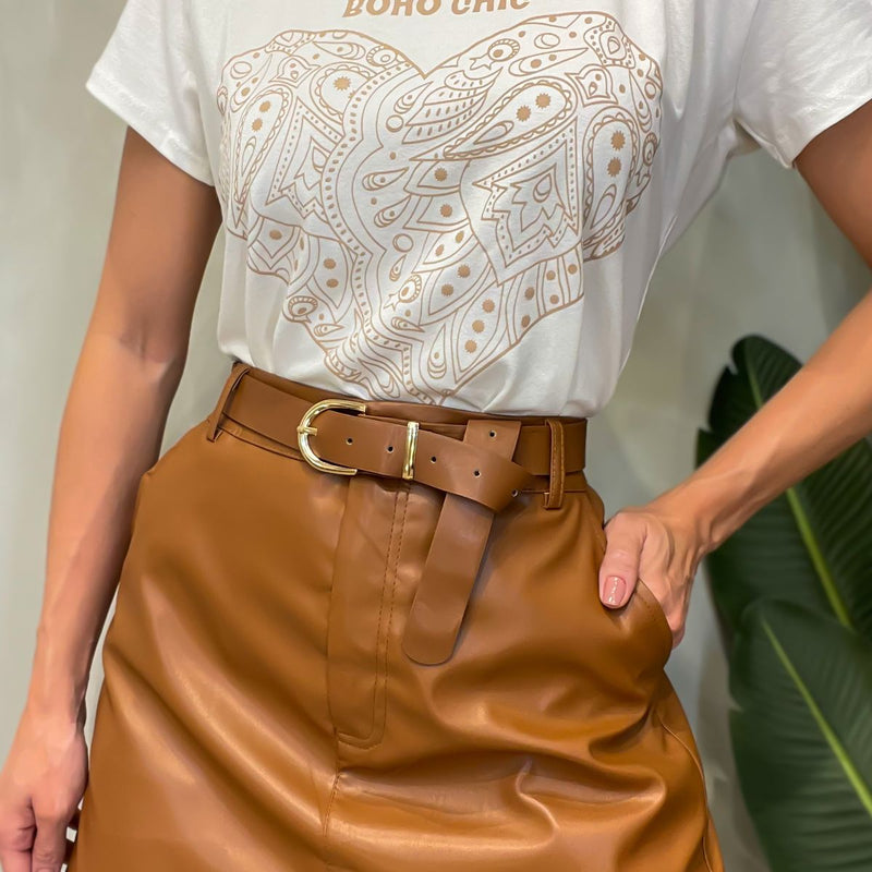 Shorts Saia Feminino em Courino Bolso Faca com Cinto Monise Ref. 1444